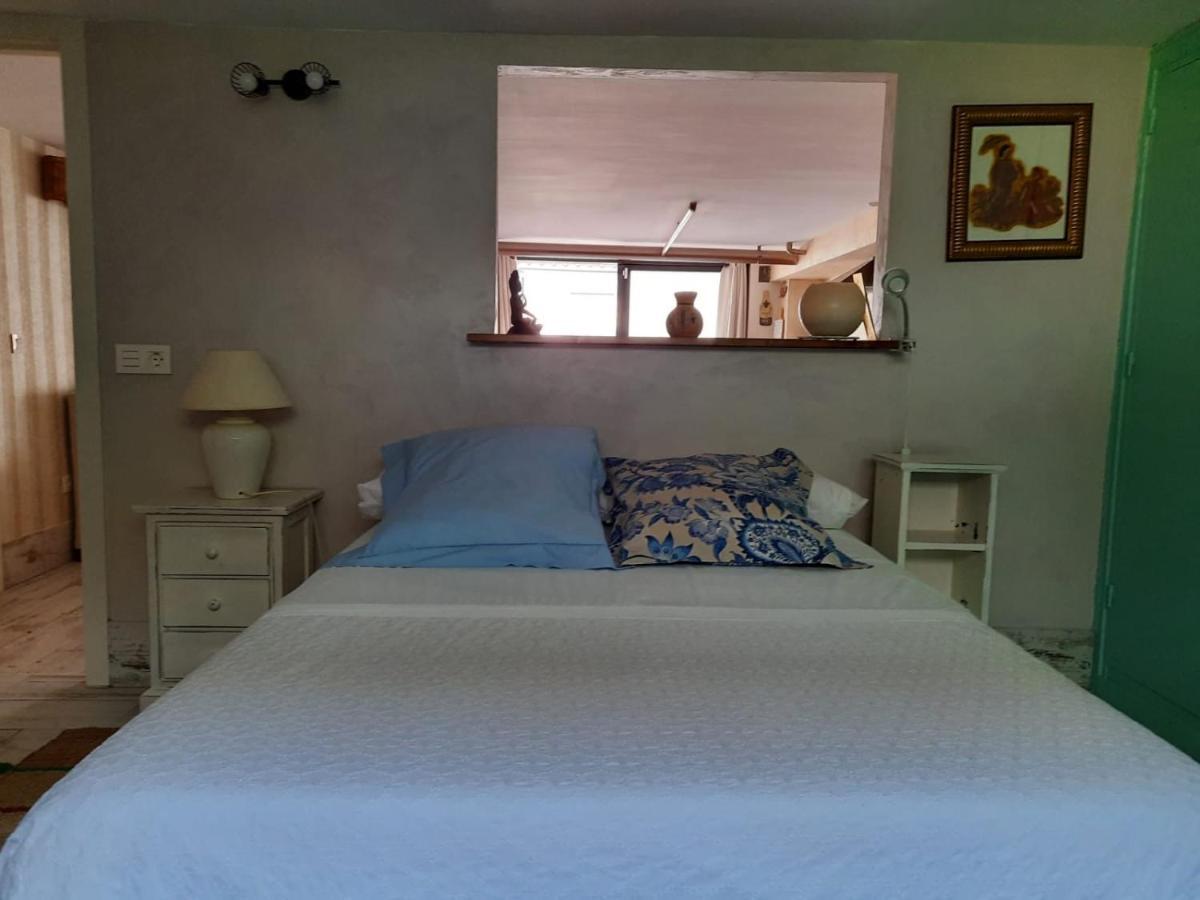 Un Apartamento Vacacional Con Detalles De Un Hogar Mairena del Aljarafe Extérieur photo